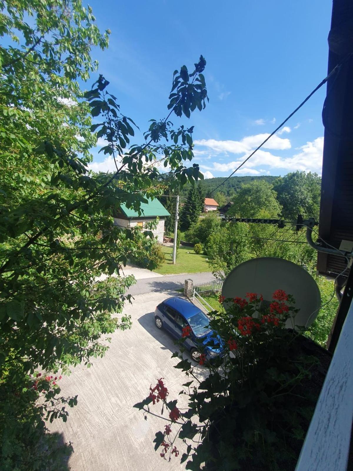 Guesthouse Nikola Plitvička Jezera Exterior foto